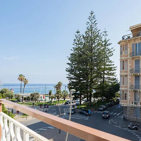 H11 Casa Tecla Centro-mare Lejlighed