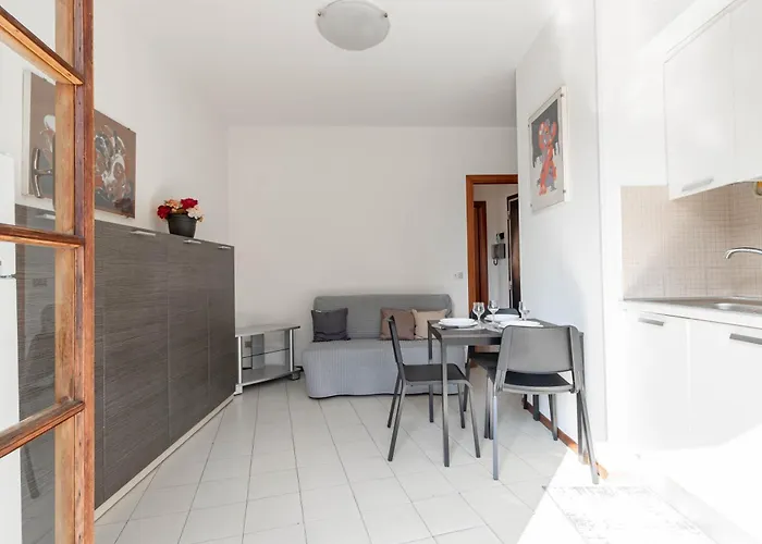 H11 Casa Tecla Centro-mare Appartement San Remo