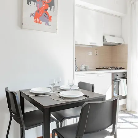 H11 Casa Tecla Centro-mare 산레모