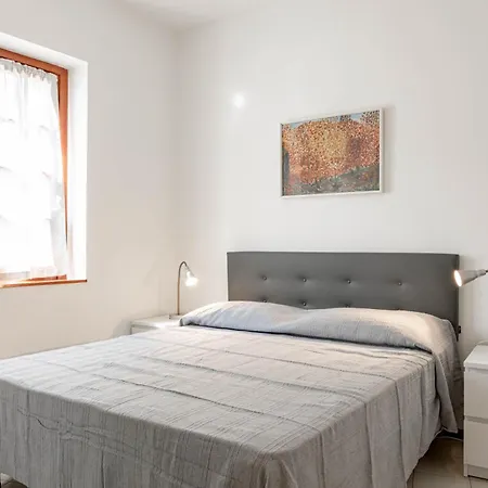 Appartamento H11 Casa Tecla Centro-mare *